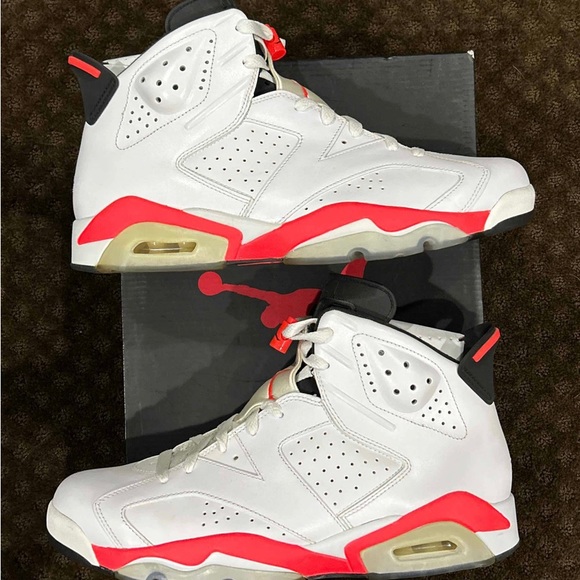 Retro Air Jordan 6 White Infared 2014 size 12 great condition box is damaged - Picture 10 of 10